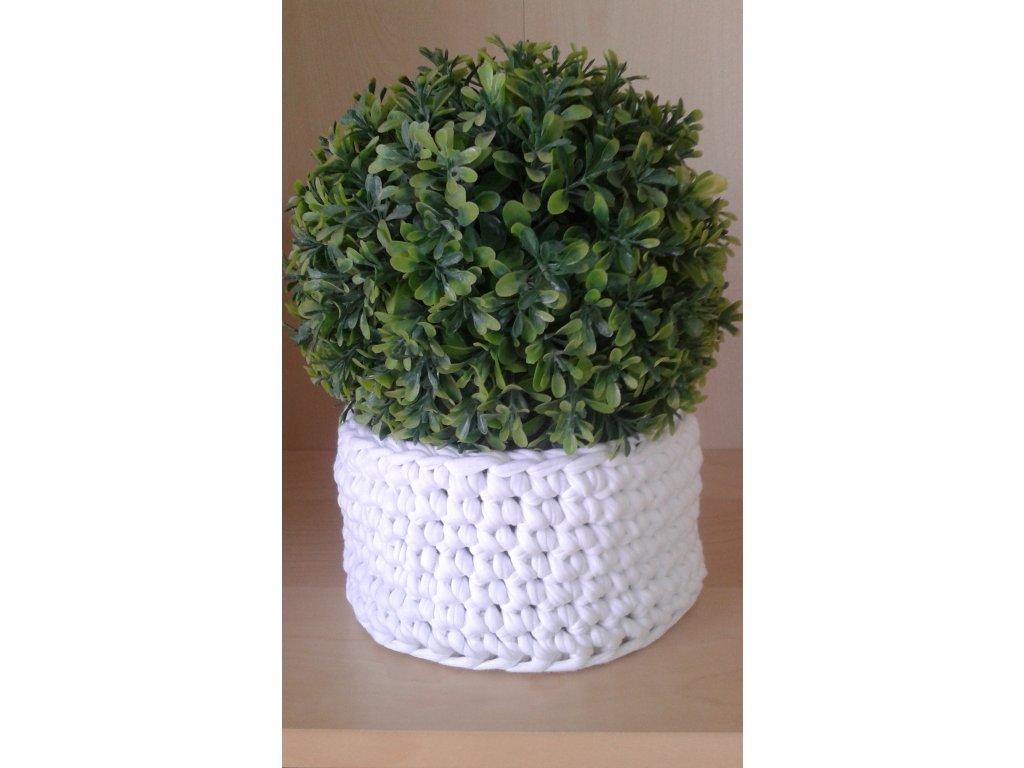 Košík bílý 20x15cm